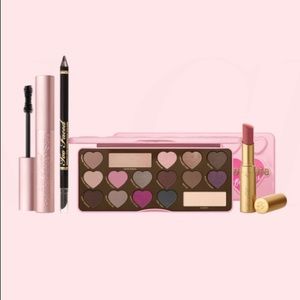 Too Faced “I Dream In Chocolate” Set, +Free Sample